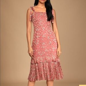 *never worn* Terrace Views Mauve Pink Floral Print Tiered Midi Dress